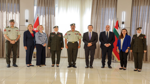 صورة حول : القوات المسلحة تطلق استراتيجيتها الثانية لإدماج النوع الاجتماعي حتى عام 2030 القوات المسلحة تطلق استراتيجيتها الثانية لإدماج النوع الاجتماعي حتى عام 2030