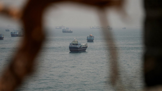 صورة حول : استئناف صادرات نفط الإمارات ورفع الحصار البحري عن إيران بعد اتفاق مع واشنطن استئناف صادرات نفط الإمارات ورفع الحصار البحري عن إيران بعد اتفاق مع واشنطن