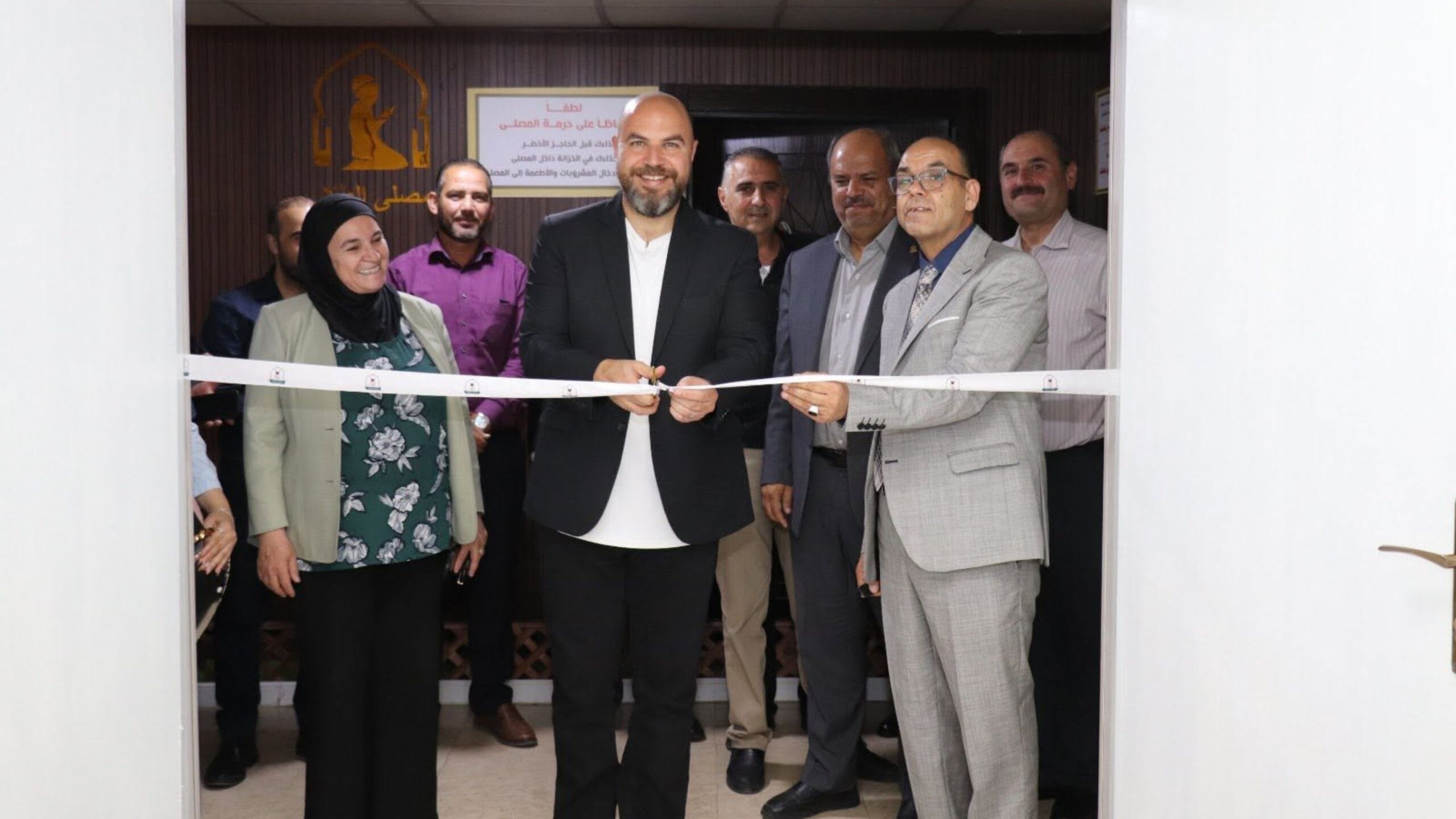 صورة حول : افتتاح قاعة اجتماعات والقاعة الذكية في كلية العلوم بجامعة اليرموك بدعم من مجلس إربد افتتاح قاعة اجتماعات والقاعة الذكية في كلية العلوم بجامعة اليرموك بدعم من مجلس إربد
