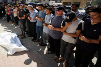 4 شهداء في قصف إسرائيلي استهدف شقة سكنية بمدينة غزة