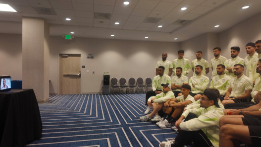 صورة حول : ولي العهد للنشامى قبل مواجهة الجزائر: كل الأردن وراكم ولي العهد للنشامى قبل مواجهة الجزائر: كل الأردن وراكم