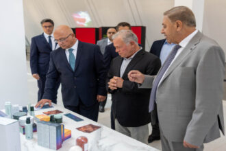 الملك يفتتح مشاريع حيوية لشركتي البوتاس العربية وبرومين الأردن في غور الصافي