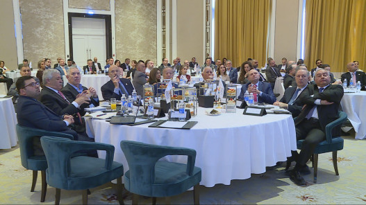 صورة حول : الرزاز: أهمية مواصلة العمل على تنويع الأسواق السياحية المستهدفة الرزاز: أهمية مواصلة العمل على تنويع الأسواق السياحية المستهدفة