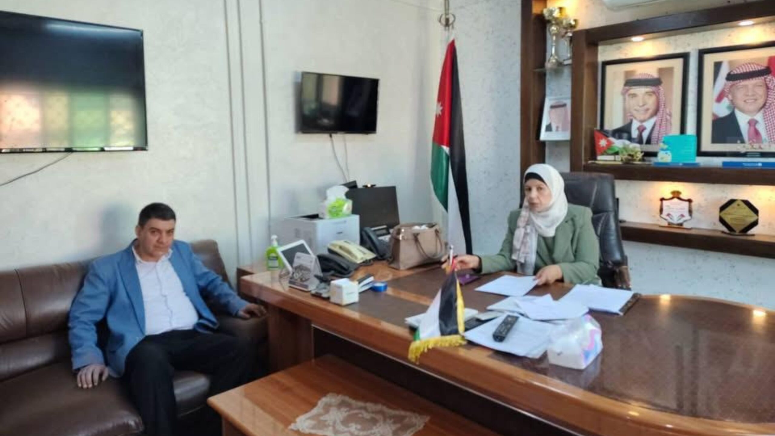 صورة حول : تربية البادية الجنوبية تناقش الاستعدادات لامتحان الثانوية العامة تربية البادية الجنوبية تناقش الاستعدادات لامتحان الثانوية العامة