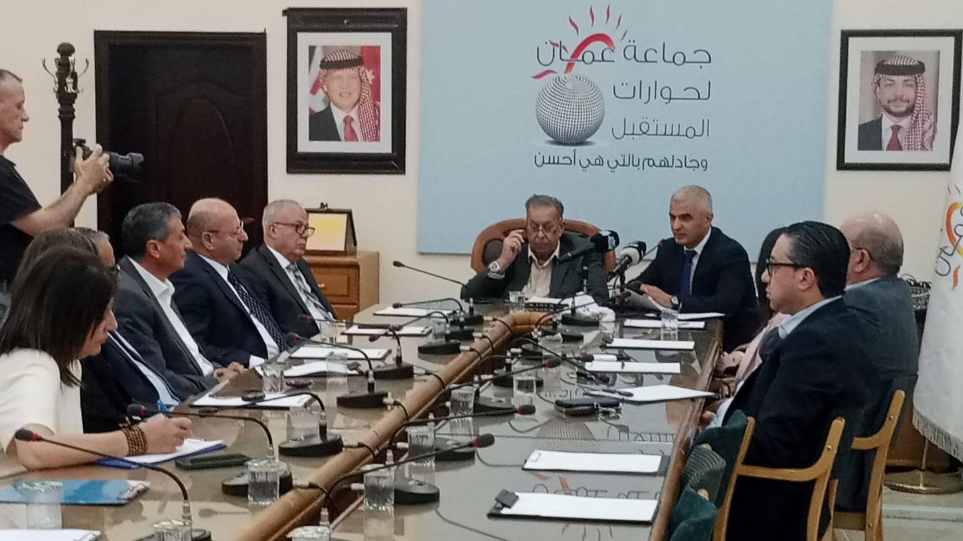 صورة حول : “عمّان لحوارات المستقبل” تطالب بتعزيز الرقابة على المهن الصحية “عمّان لحوارات المستقبل” تطالب بتعزيز الرقابة على المهن الصحية