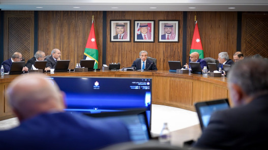 صورة حول : الحكومة ترفع الأفضلية للمنتج الأردني إلى 20% في العطاءات الحكومة ترفع الأفضلية للمنتج الأردني إلى 20% في العطاءات