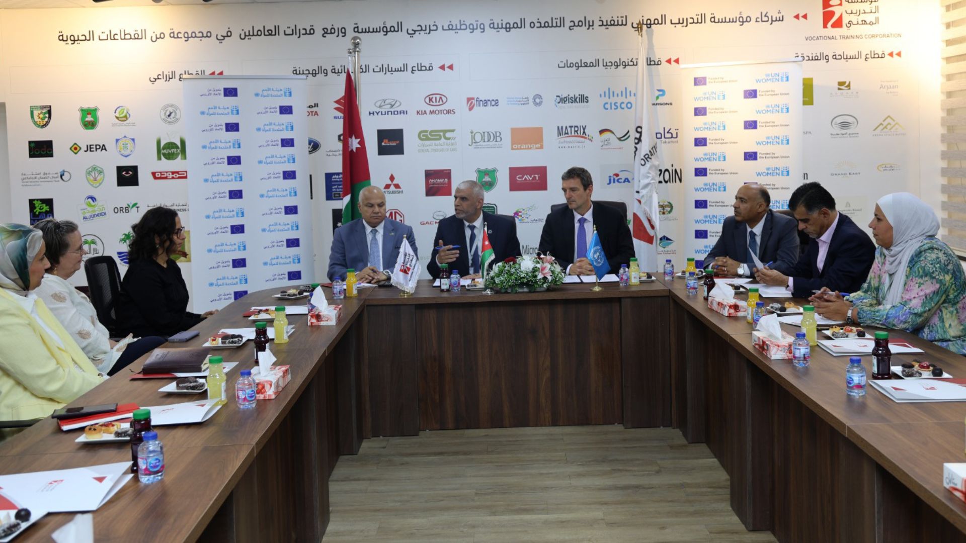 صورة حول : اتفاقية بين التدريب المهني وهيئة الأمم المتحدة للمرأة لتمكين النساء اقتصادياً اتفاقية بين التدريب المهني وهيئة الأمم المتحدة للمرأة لتمكين النساء اقتصادياً