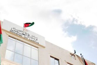 البكار: وزارة العمل تسعى لرفع مشاركة الإناث بالعملية الإنتاجية إلى 30 %