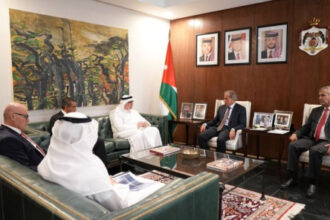 حسان يؤكد متانة الشراكة الأردنية الإماراتية في مشاريع الطاقة المتجدد