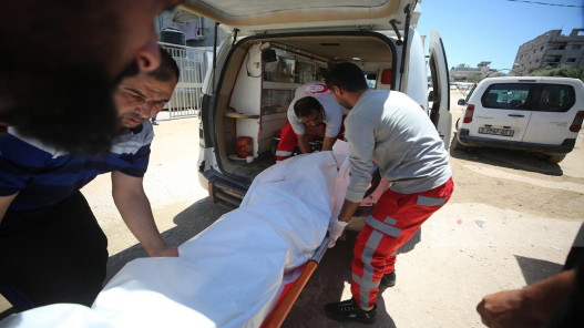 صورة حول : شهيد وإصابتان بقصف إسرائيلي على الزوايدة وسط غزة شهيد وإصابتان بقصف إسرائيلي على الزوايدة وسط غزة