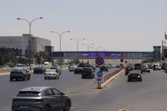 الأشغال تبدأ صيانة طريق المطار ليل الأربعاء بكلفة 5.9 مليون دينار