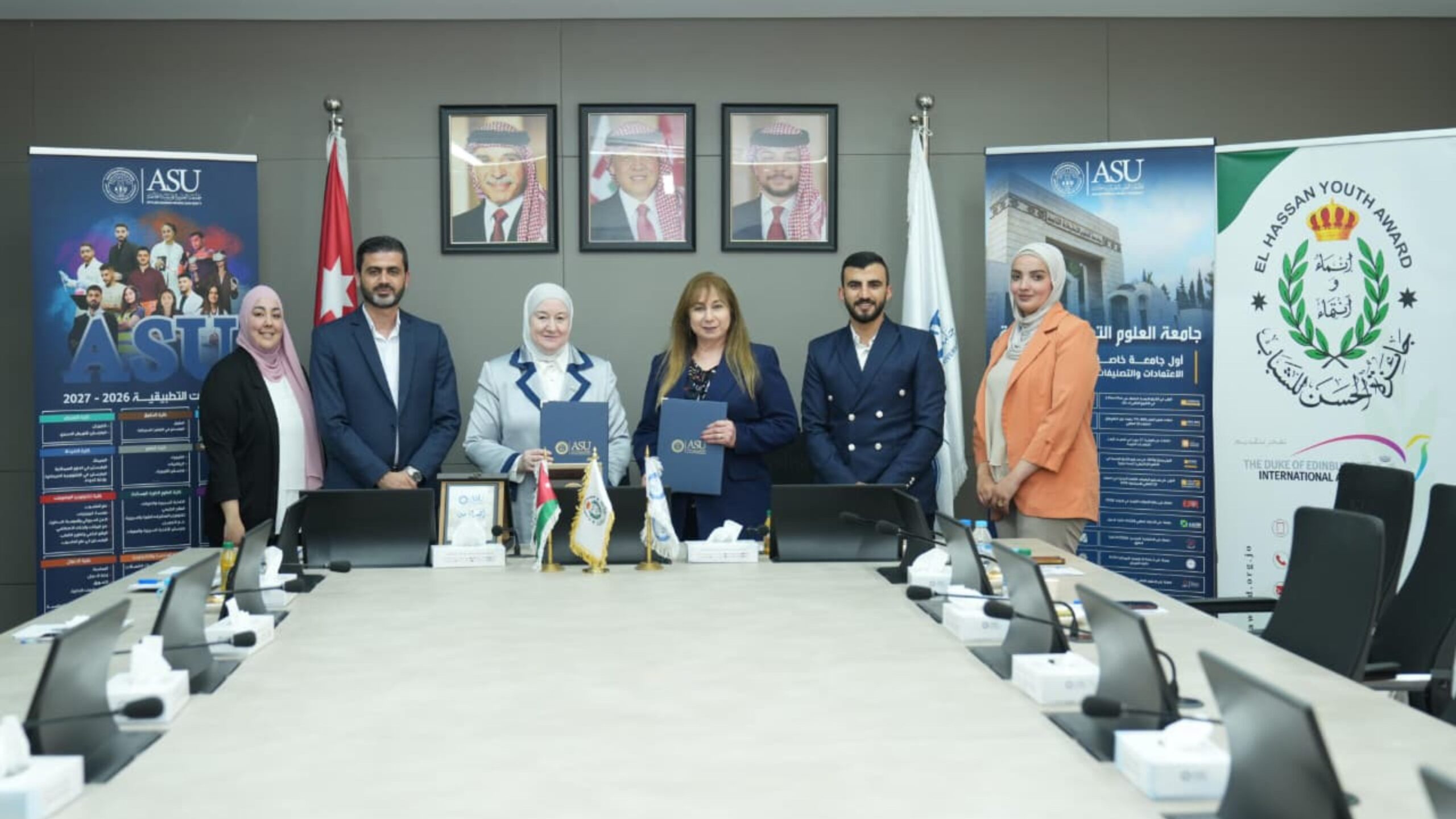 صورة حول : جائزة الحسن للشباب وجامعة العلوم التطبيقية توقعان مذكرة تفاهم لتمكين الشباب جائزة الحسن للشباب وجامعة العلوم التطبيقية توقعان مذكرة تفاهم لتمكين الشباب