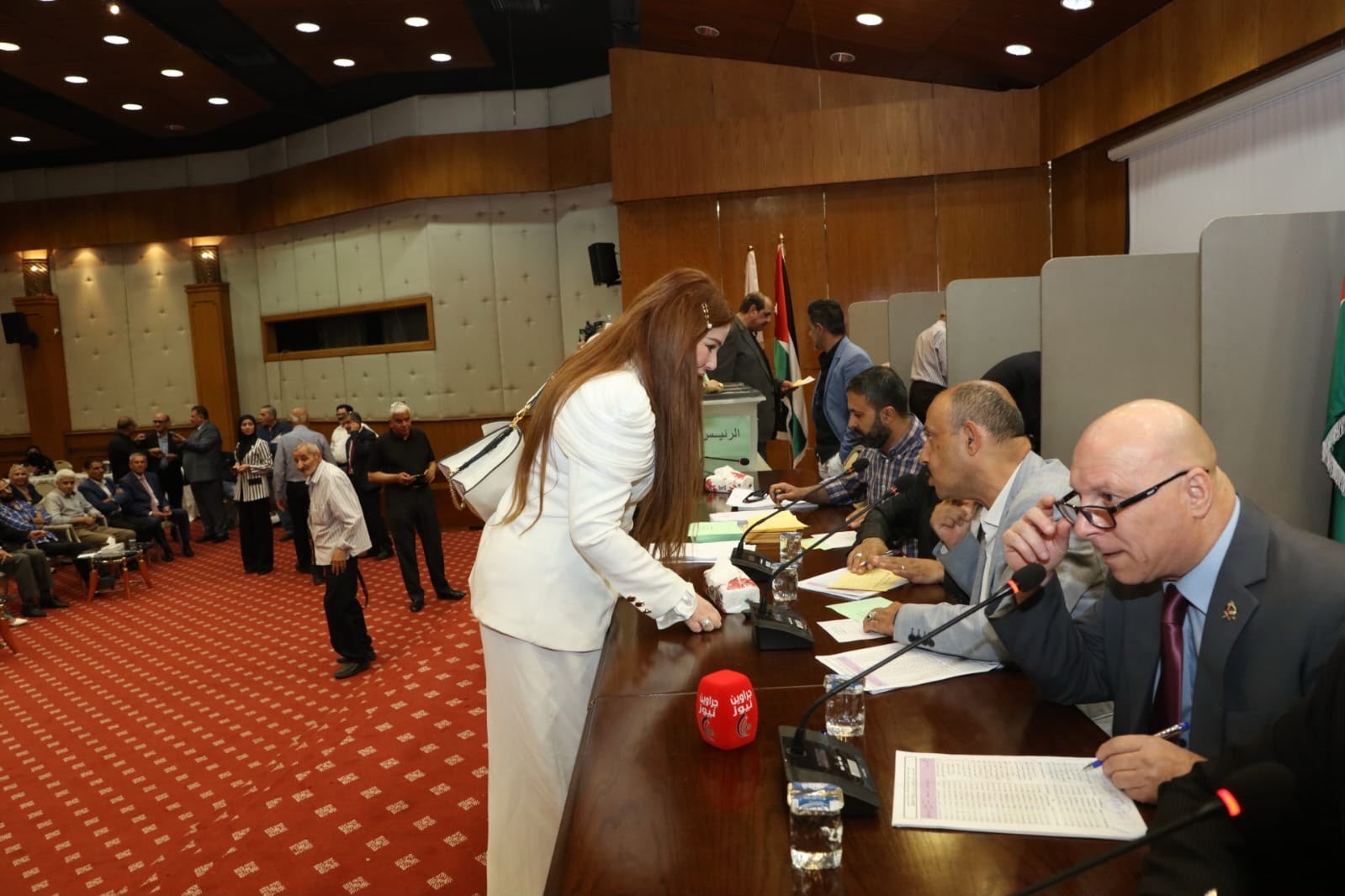 الشاعر عليان العدوان رئيسًا لاتحاد الكتاب والأدباء الأردنيين