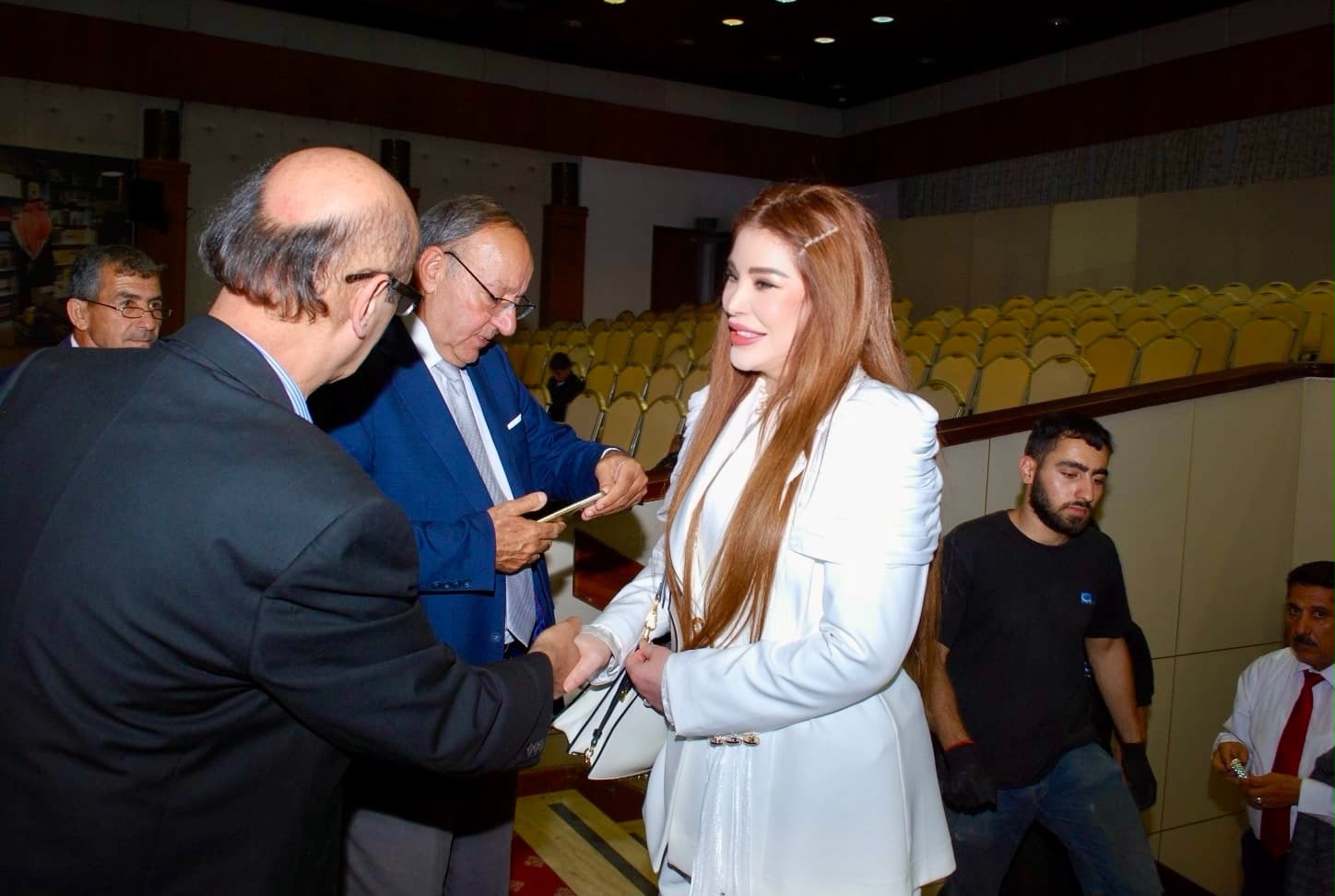الشاعر عليان العدوان رئيسًا لاتحاد الكتاب والأدباء الأردنيين