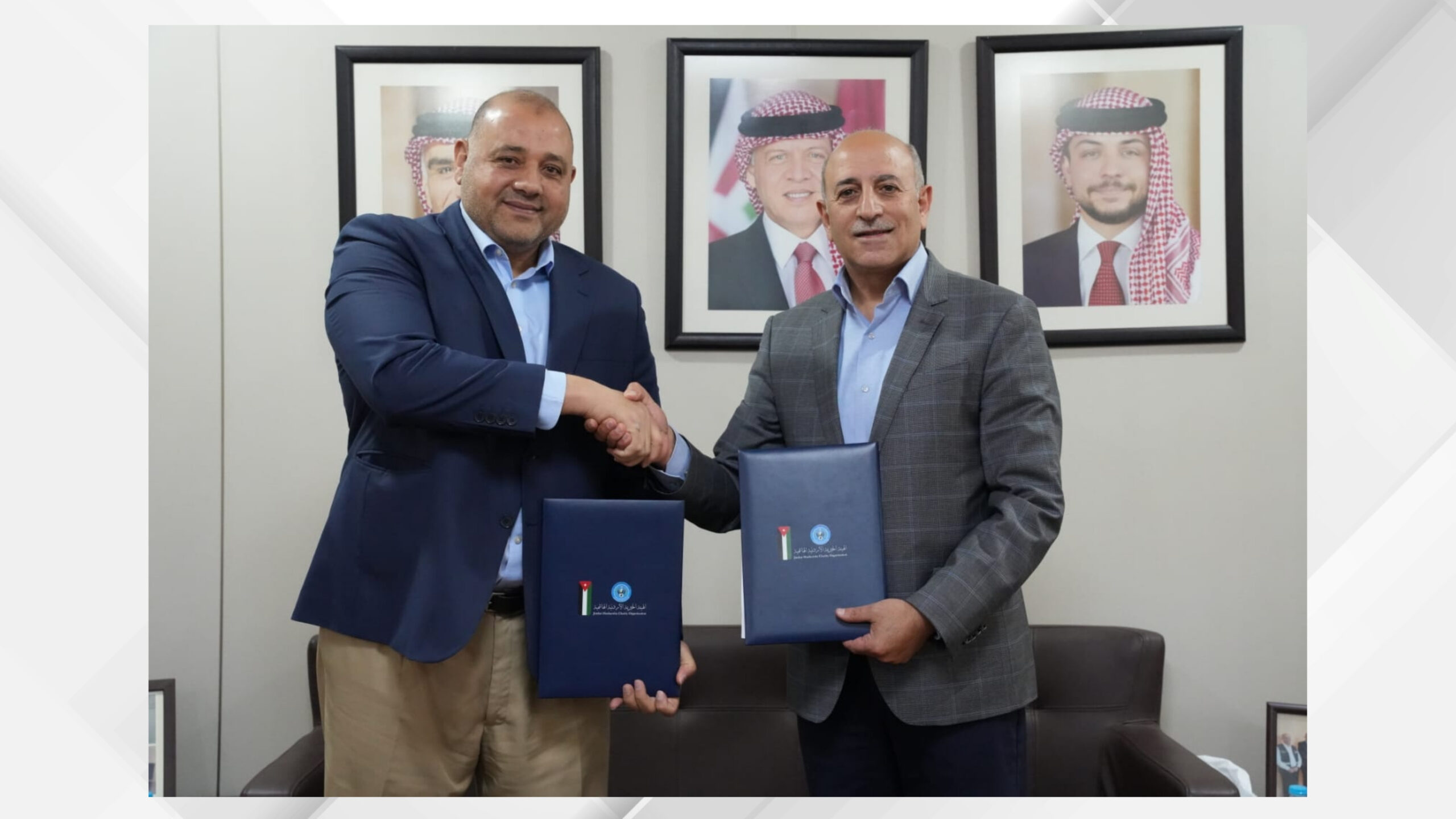 صورة حول : الهيئة الخيرية الهاشمية ونوبلز العقارية تطلقان برنامج منح جامعية للأسر العفيفة الهيئة الخيرية الهاشمية ونوبلز العقارية تطلقان برنامج منح جامعية للأسر العفيفة