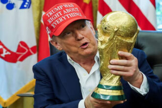 ترامب سيحضر نهائي مونديال 2026 ويسلم الكأس