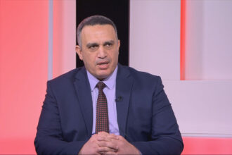 التربية: منع دخول أي طالب بعد بدء امتحان التوجيهي