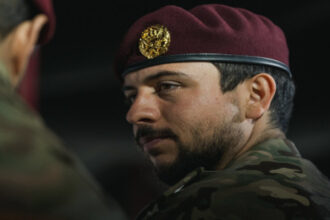ولي العهد يهنئ بيوم الجيش وذكرى الثورة العربية الكبرى