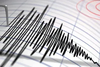 4 إصابات إثر زلزال ضرب شمال شرق اليابان بقوة 7.2 درجة