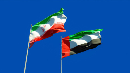 الإمارات وإيران تبحثان تثبيت الاتفاق وتعزيز استقرار المنطقة