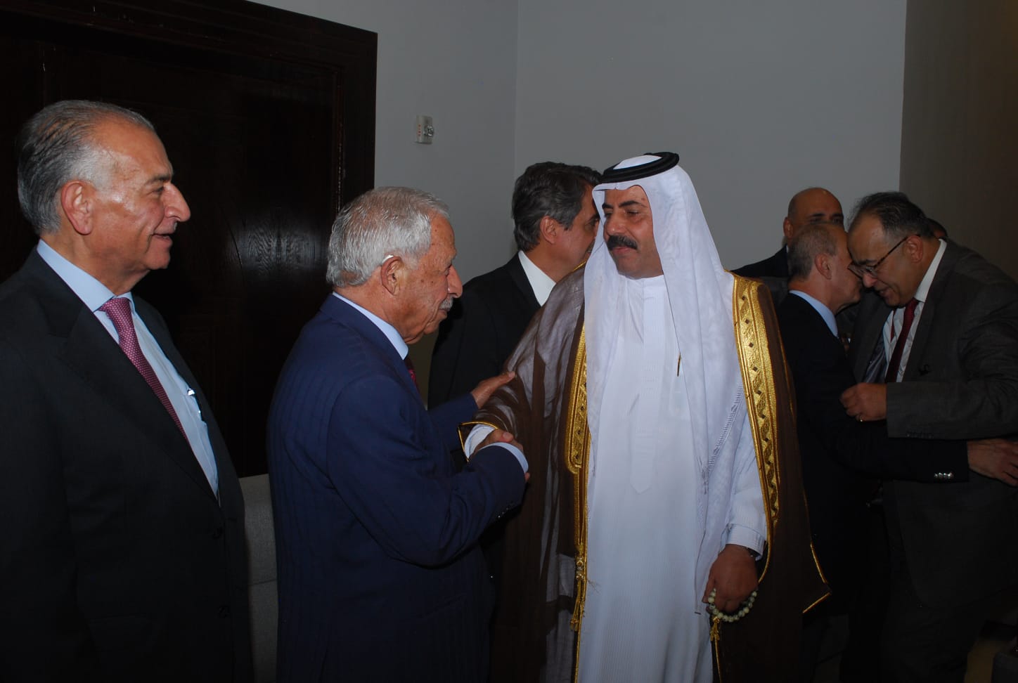 بالصور.. ال البكار وال هاها نسايب الخصاونة طلب والعيسوي لبى