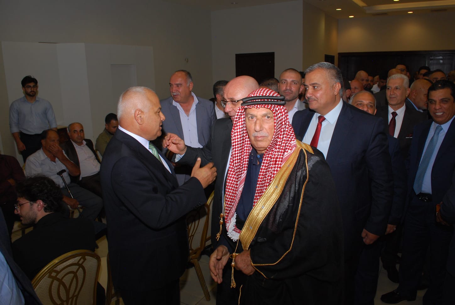 بالصور.. ال البكار وال هاها نسايب الخصاونة طلب والعيسوي لبى