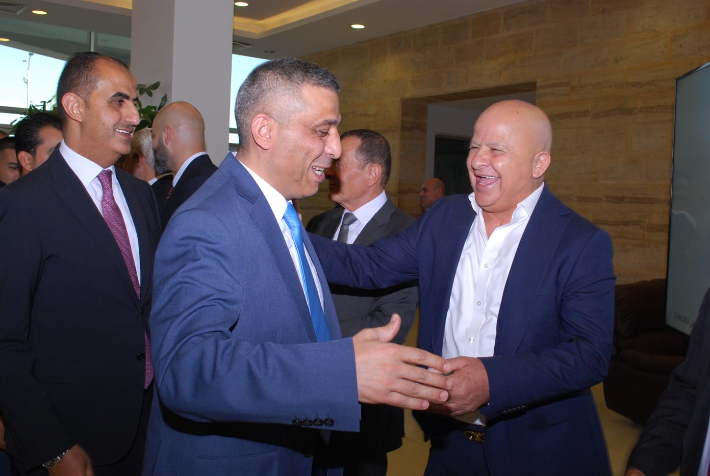 بالصور.. ال البكار وال هاها نسايب الخصاونة طلب والعيسوي لبى