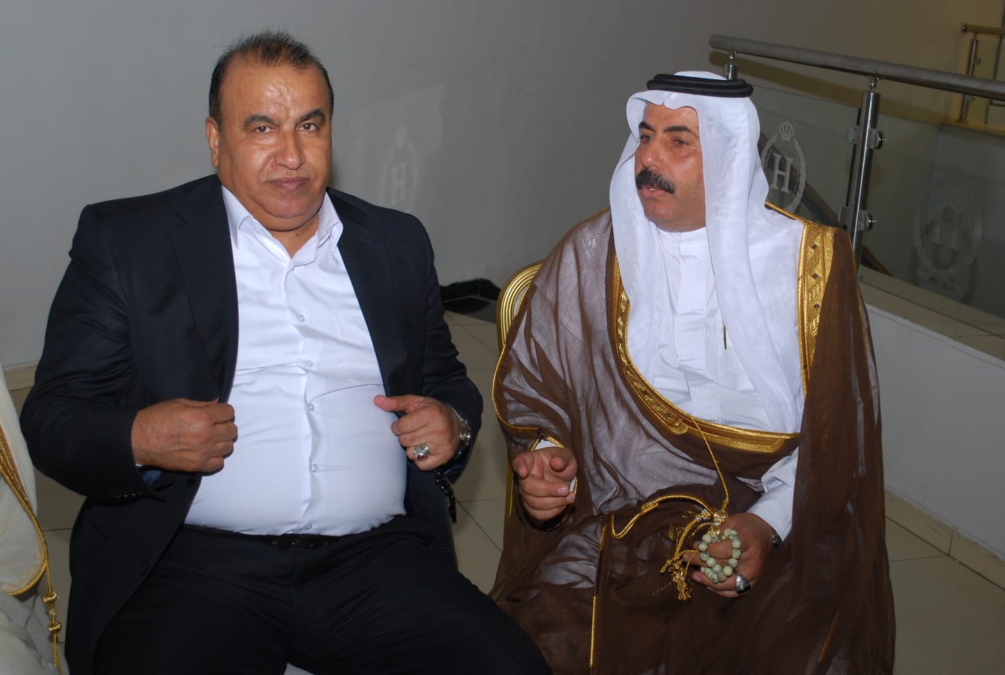 بالصور.. ال البكار وال هاها نسايب الخصاونة طلب والعيسوي لبى