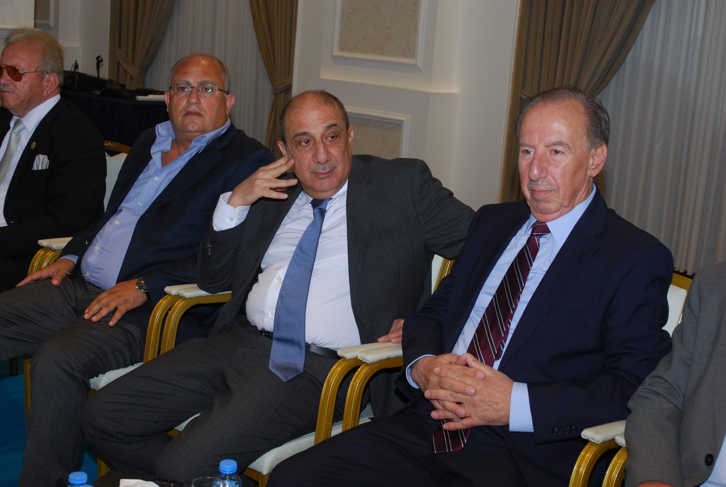 بالصور.. ال البكار وال هاها نسايب الخصاونة طلب والعيسوي لبى