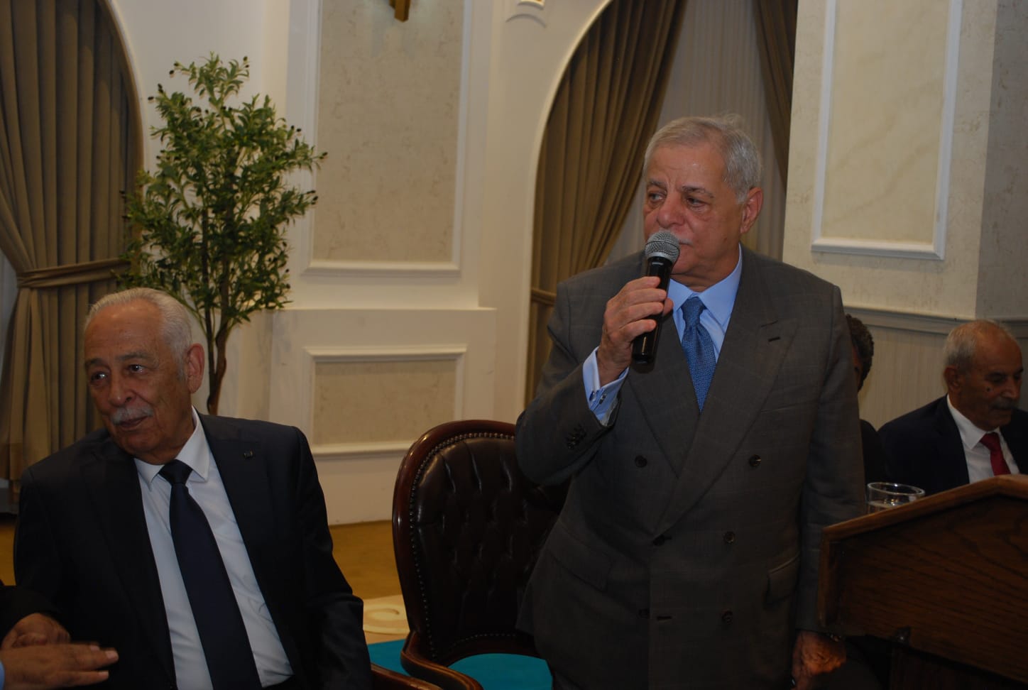 بالصور.. ال البكار وال هاها نسايب الخصاونة طلب والعيسوي لبى