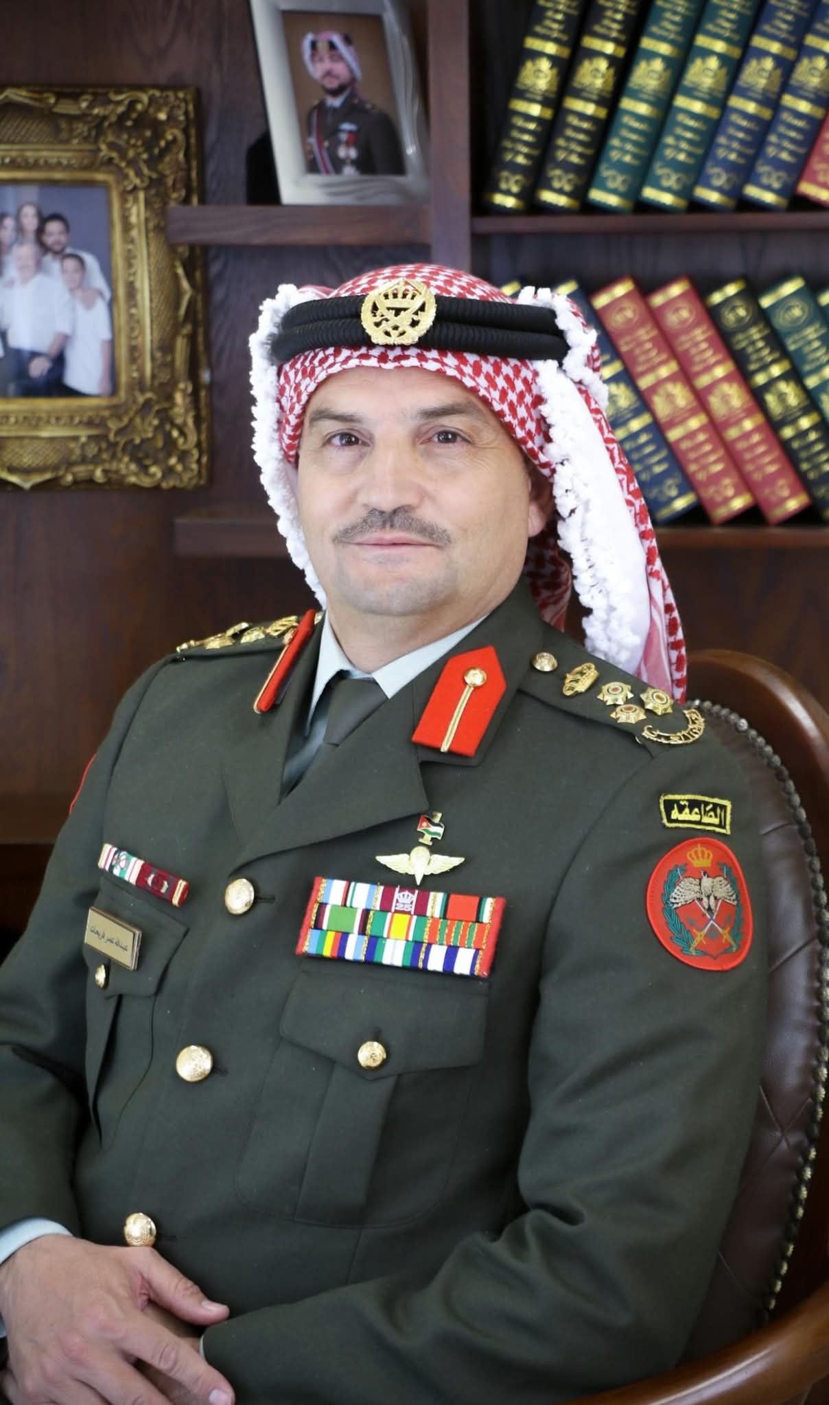 صورة حول : تهنئة ترفيع لرتبة عميد في القوات المسلحة الأردنية تهنئة ترفيع لرتبة عميد في القوات المسلحة الأردنية