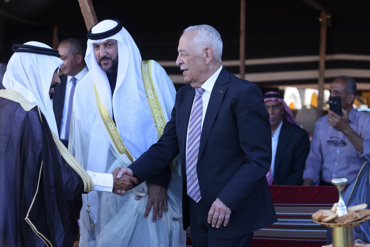 رئيس الديوان الملكي يرعى حفل عشيرة الحويان بالذكرى الثمانين للاستقلال (صور)