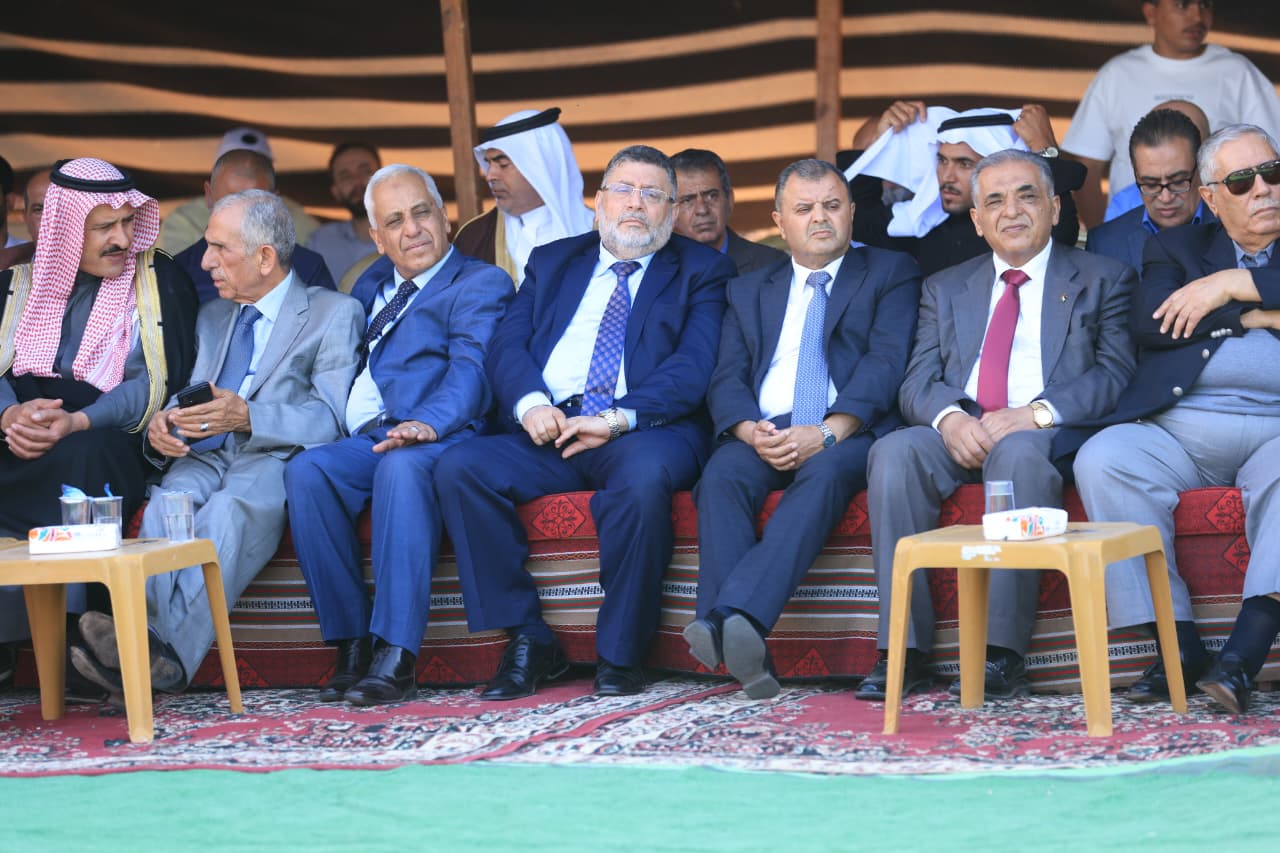 رئيس الديوان الملكي يرعى حفل عشيرة الحويان بالذكرى الثمانين للاستقلال (صور)