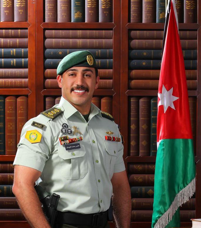 تهنئة وتبريك للنقيب فارس محمد الروسان بمناسبة الترفيع