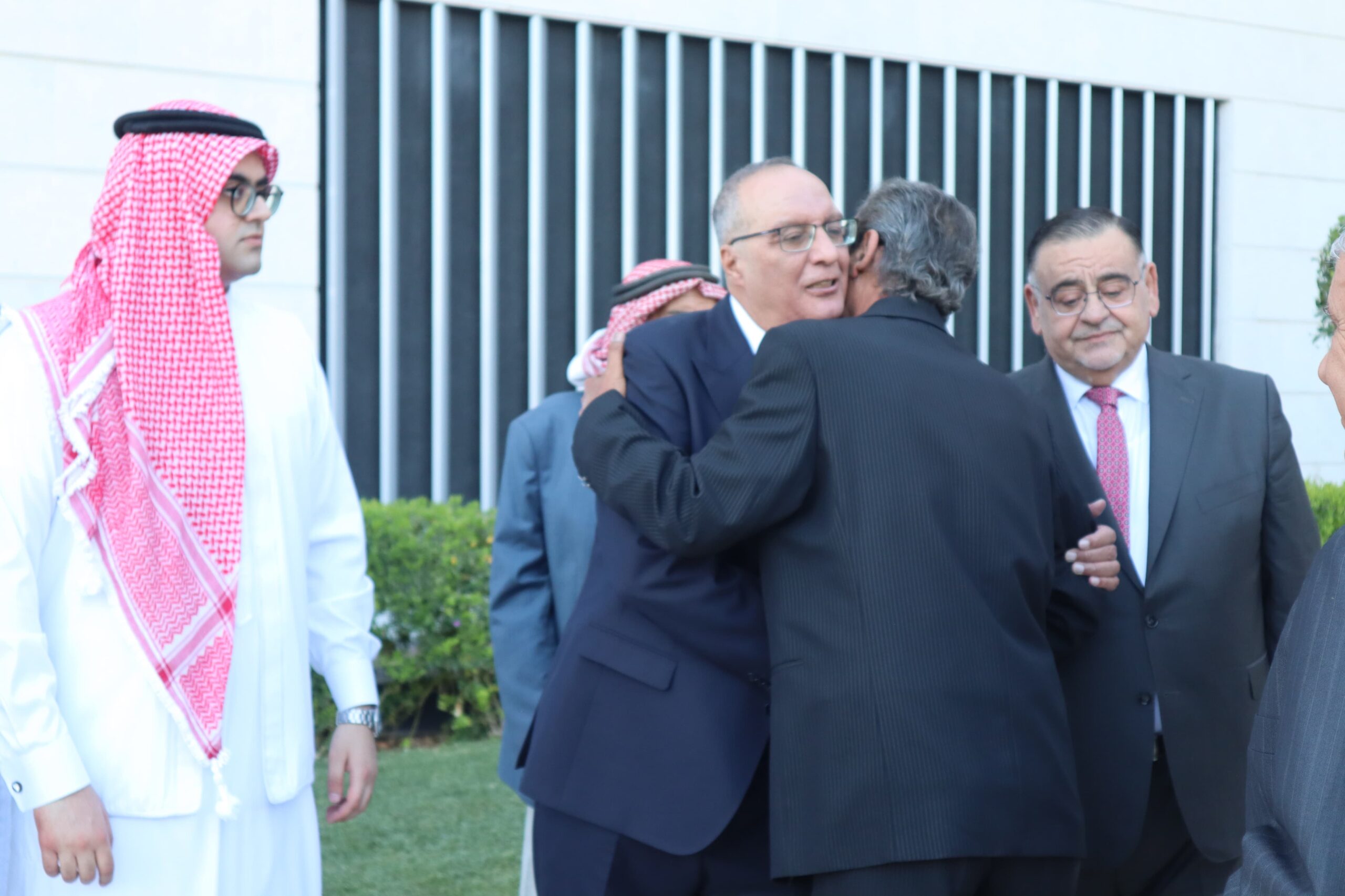 الدكتور محمد المعاقبة يولم بمناسبة زفاف نجله الدبلوماسي "قيس"