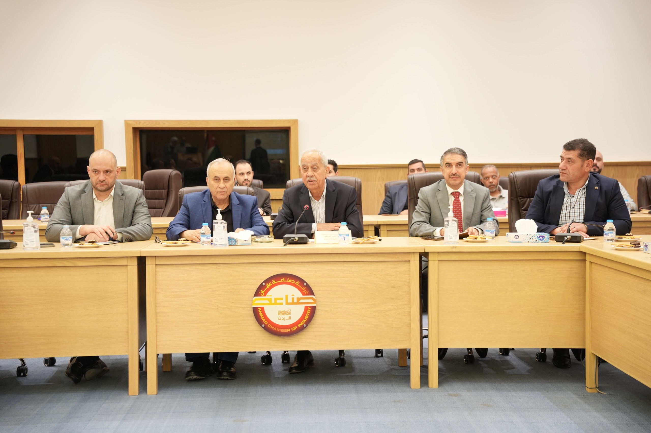 الجغبير: لقاءات دورية مع المسؤولين لحل القضايا التي تواجه الصناعيين