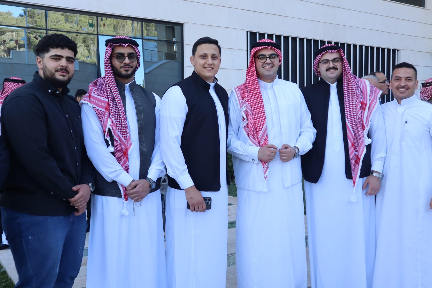 الدكتور محمد المعاقبة يولم بمناسبة زفاف نجله الدبلوماسي "قيس"
