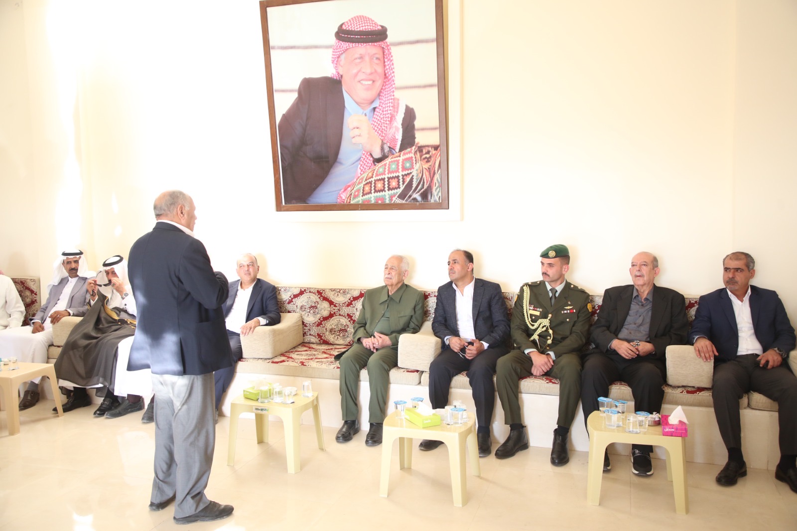 مندوبا عن الملك وولي العهد...العيسوي يعزي عشيرة الزبن/ بني صخر