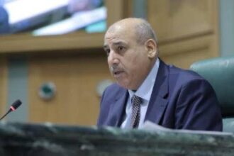 القاضي يهنىء بذكرى الثورة العربية الكبرى ويوم الجيش