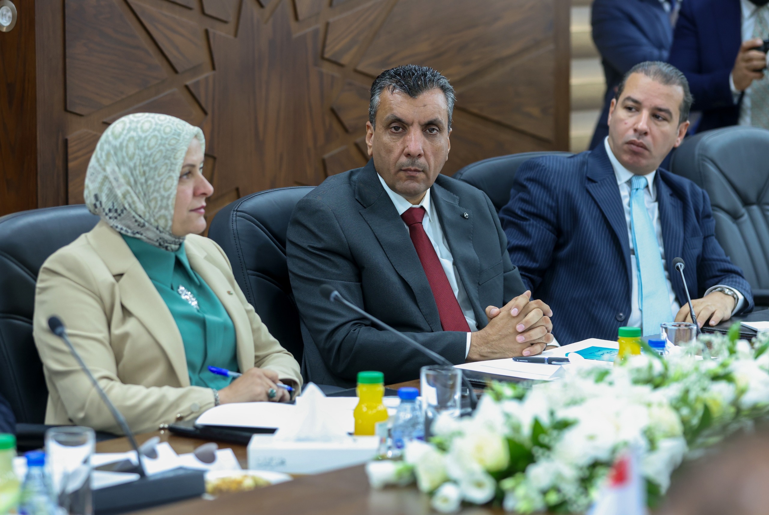 القاضي والحلبوسي يؤكدان عمق العلاقات الأردنية العراقية والحرص على تطويرها في المجالات كافة