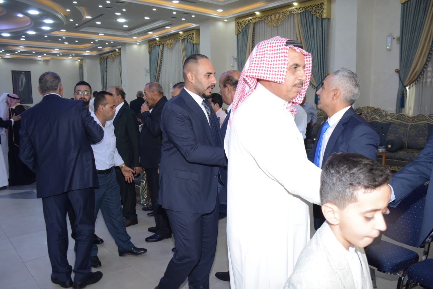 العدوان والعموش نسايب …… العدوان طلب والقلاب أعطى