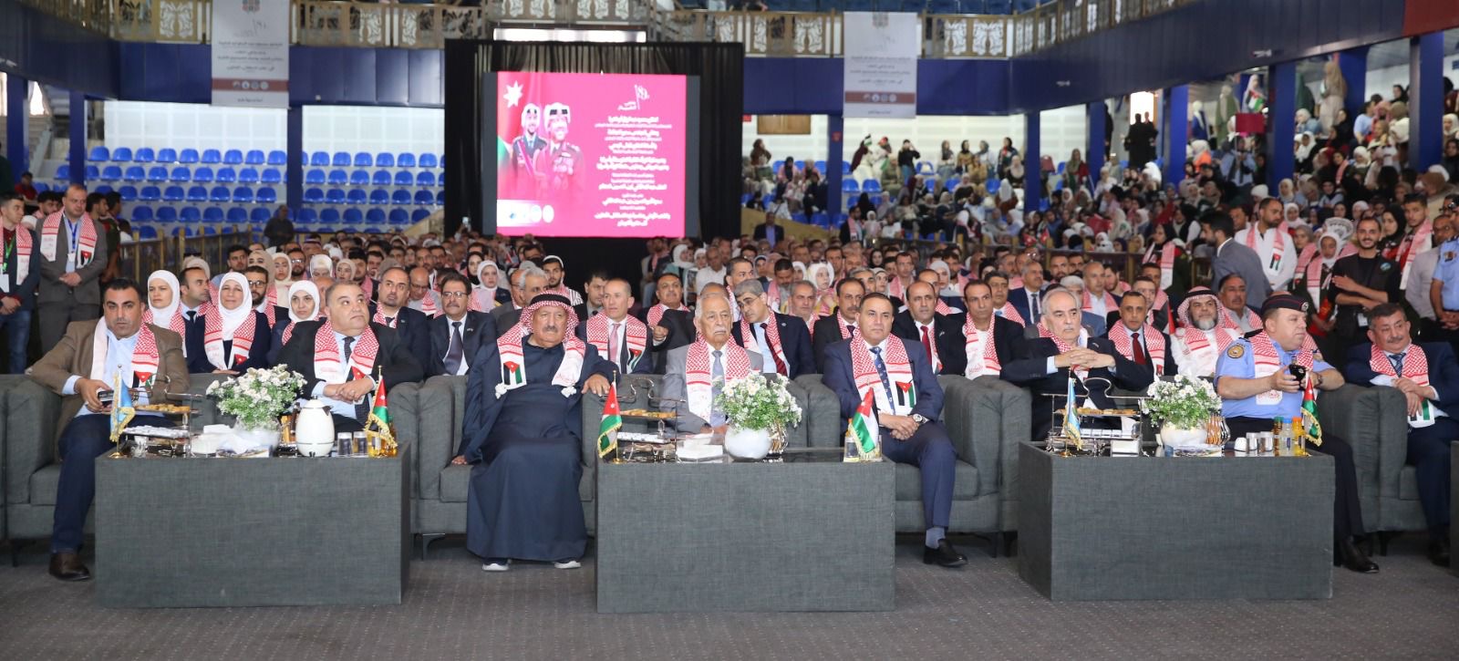 رئيس الديوان الملكي يرعى احتفال جامعة الزرقاء بعيد الاستقلال