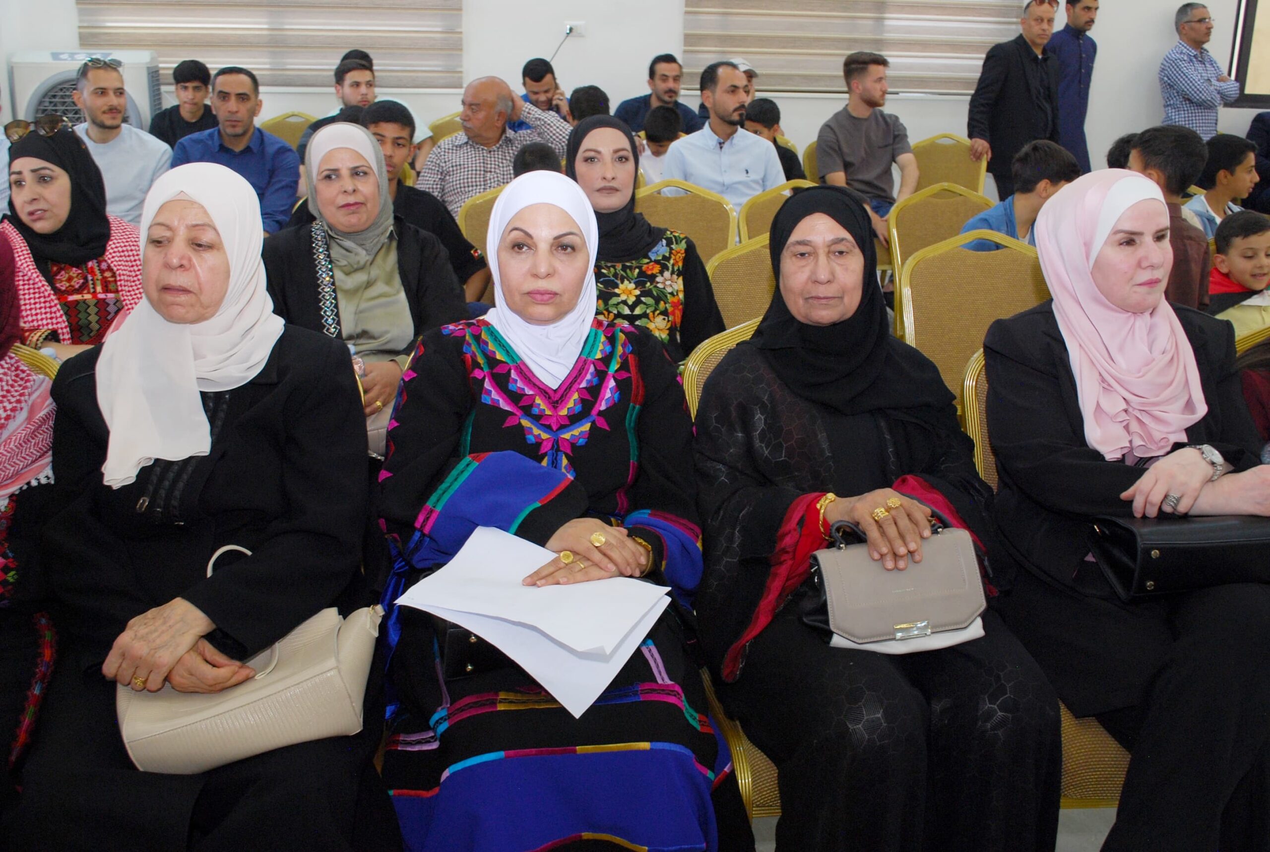 رئيس النواب يشارك عشائر الدعجة الاحتفال بالأعياد الوطنية
