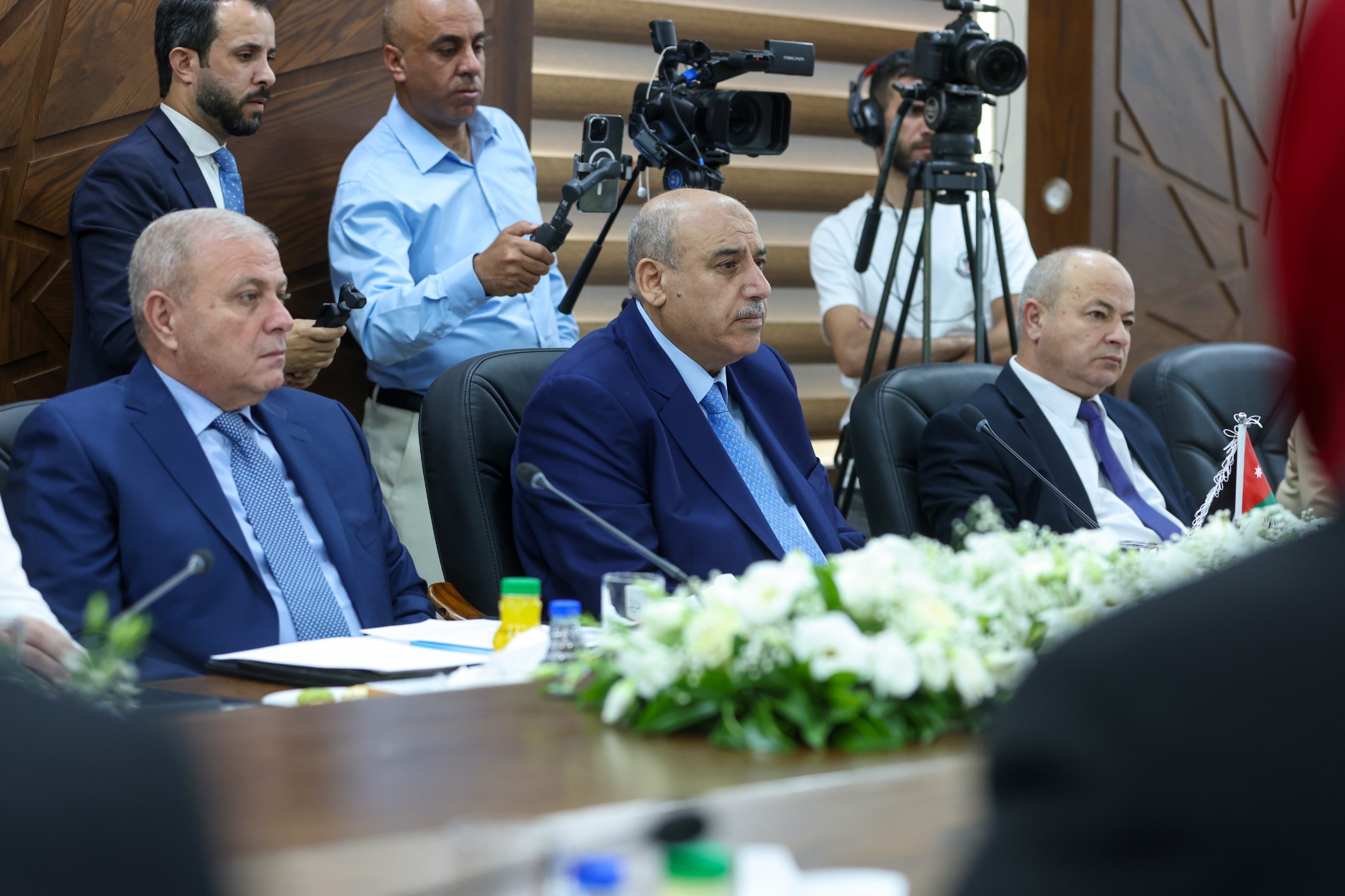 القاضي والحلبوسي يؤكدان عمق العلاقات الأردنية العراقية والحرص على تطويرها في المجالات كافة