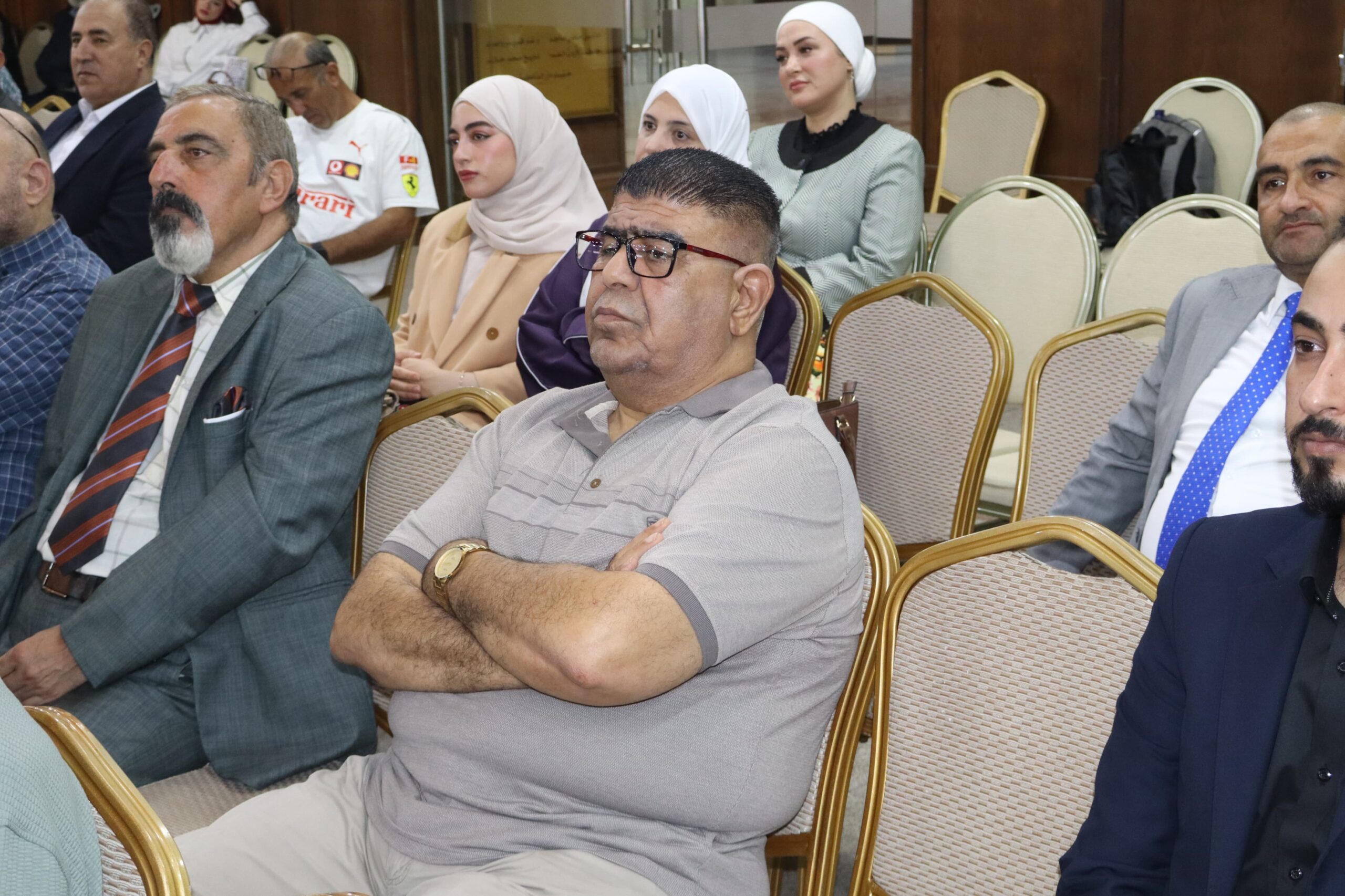 "اتحاد الكتاب" يكرّم عددا من الصحافيين والعاملين بالإعلام