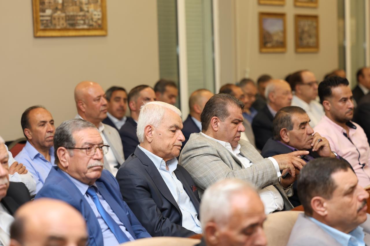 بالصور.. حفل اشهار كتاب «ما هذه الفوضى الموجودة على مكتبك؟» للكاتب ماجد جورج أبو عطا