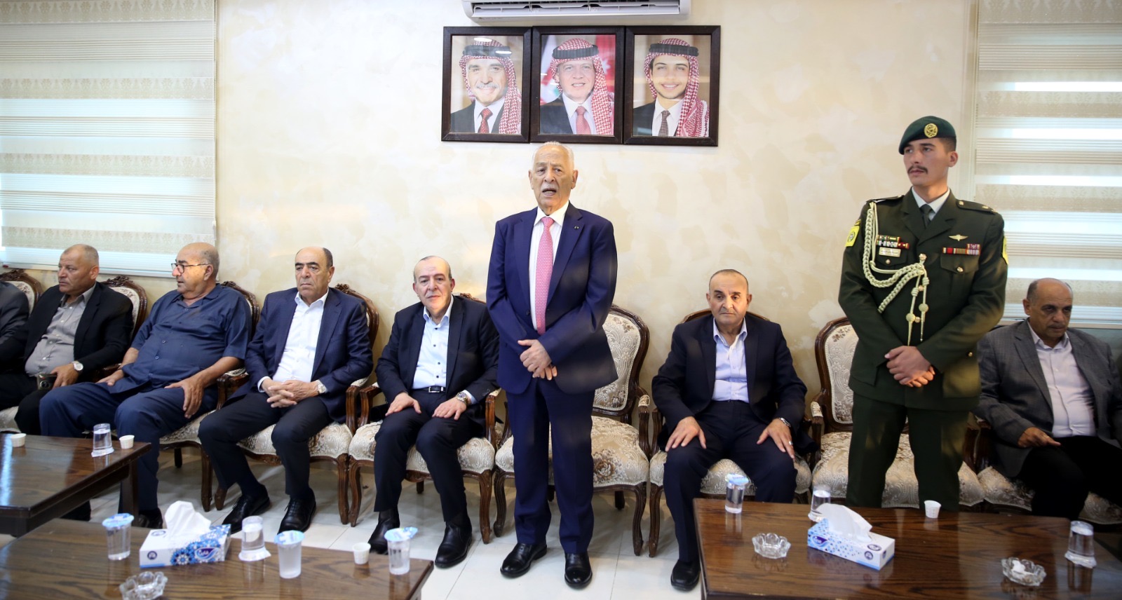 مندوبا عن الملك وولي العهد...العيسوي يعزي الوشاح والفريحات
