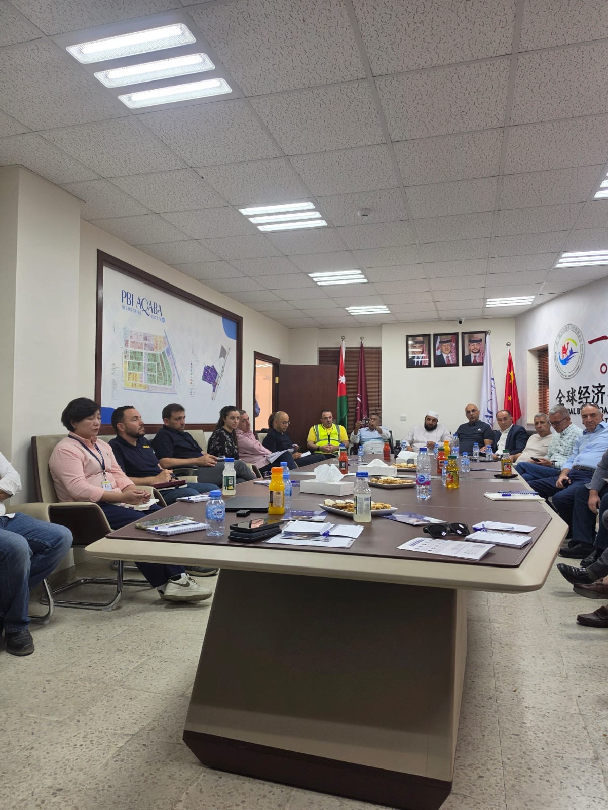صورة حول : شركة المدن الصناعية تبحث تعزيز بيئة الاستثمار في مدينة العقبة الصناعية الدولية شركة المدن الصناعية تبحث تعزيز بيئة الاستثمار في مدينة العقبة الصناعية الدولية