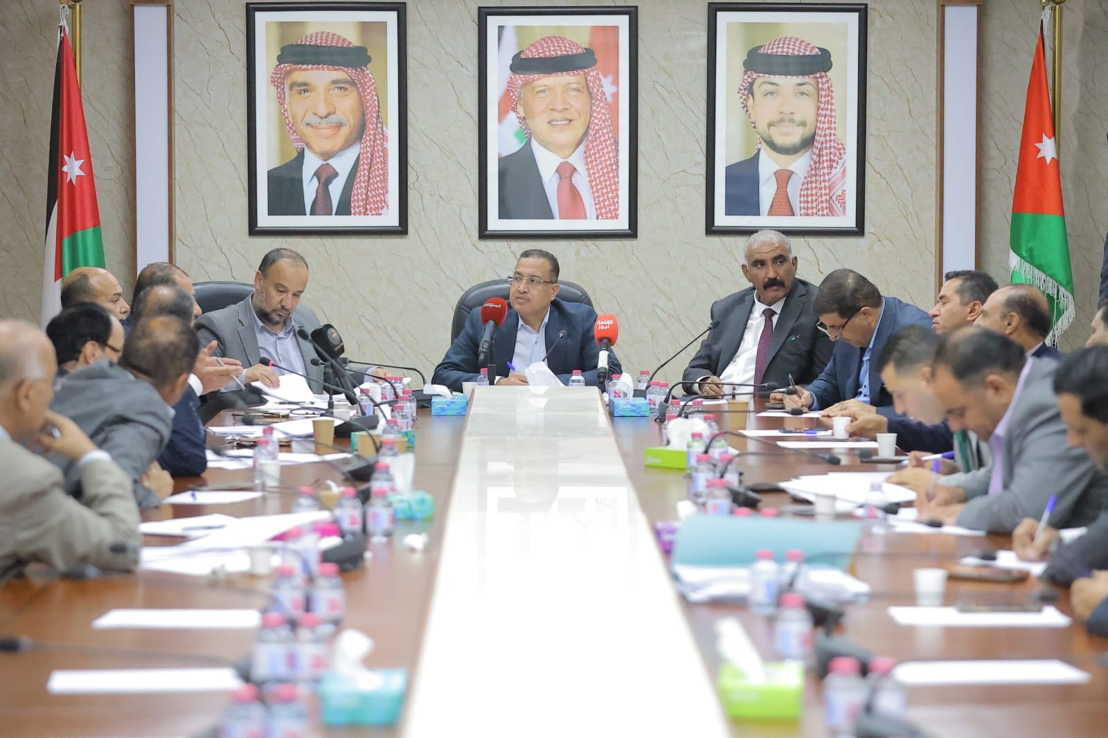 صورة حول : "الإدارية النيابية" تستمع إلى مقترحات الحكام الإداريين السابقين بشأن مشروع قانون الإدارة المحلية "الإدارية النيابية" تستمع إلى مقترحات الحكام الإداريين السابقين بشأن مشروع قانون الإدارة المحلية