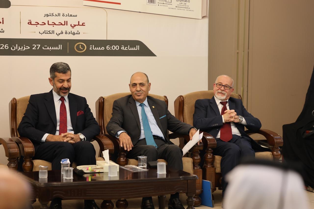 بالصور.. حفل اشهار كتاب «ما هذه الفوضى الموجودة على مكتبك؟» للكاتب ماجد جورج أبو عطا